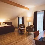 Hotel Heritage