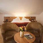 Hotel Heritage 4*