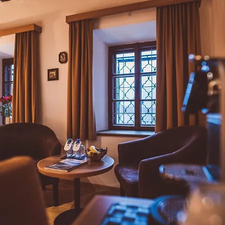 Heritage Hotel 4*