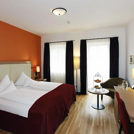 Hotel Heritage 4*