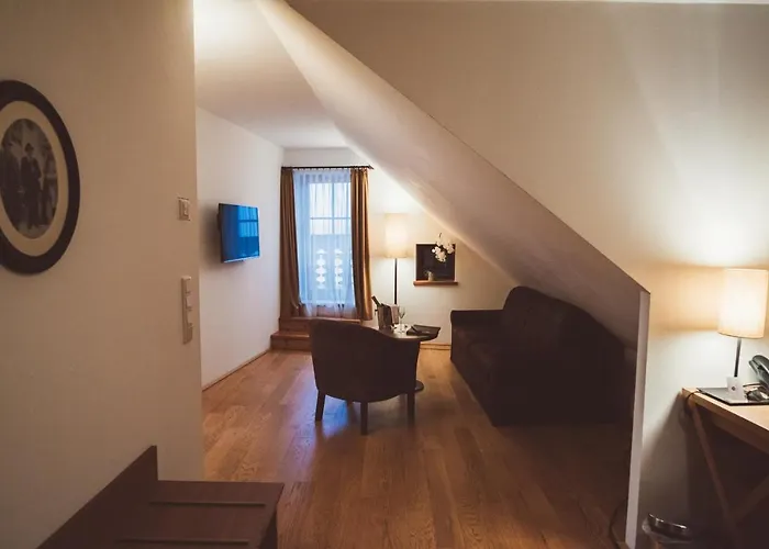 헤리티지 호텔 4*