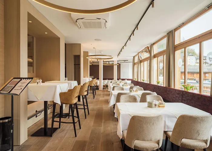 Heritage Szálloda 4*