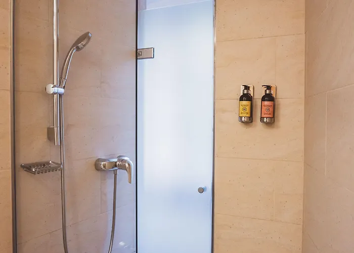 헤리티지 호텔 4*